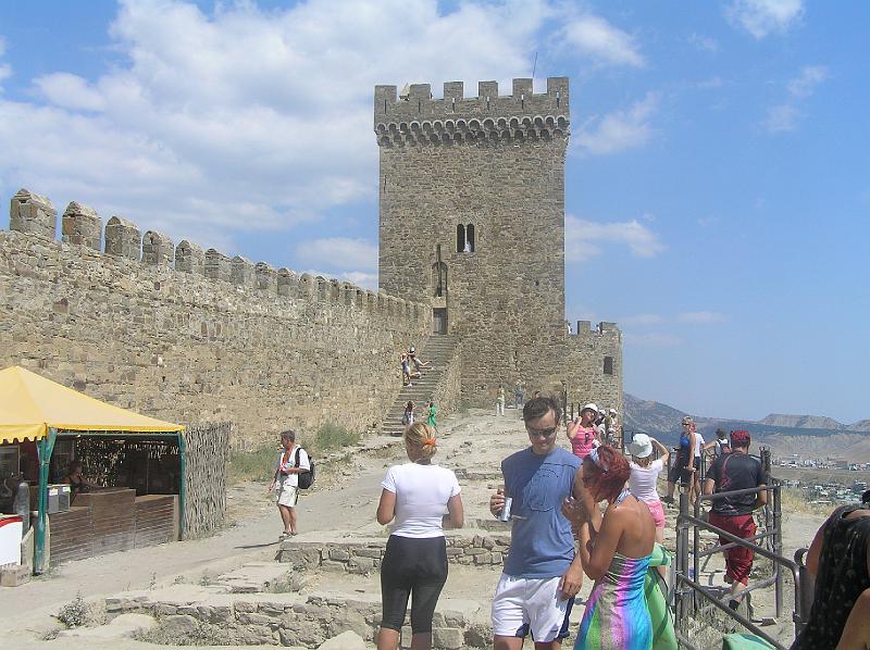 P8280590.JPG - Co asi mají v kiosku