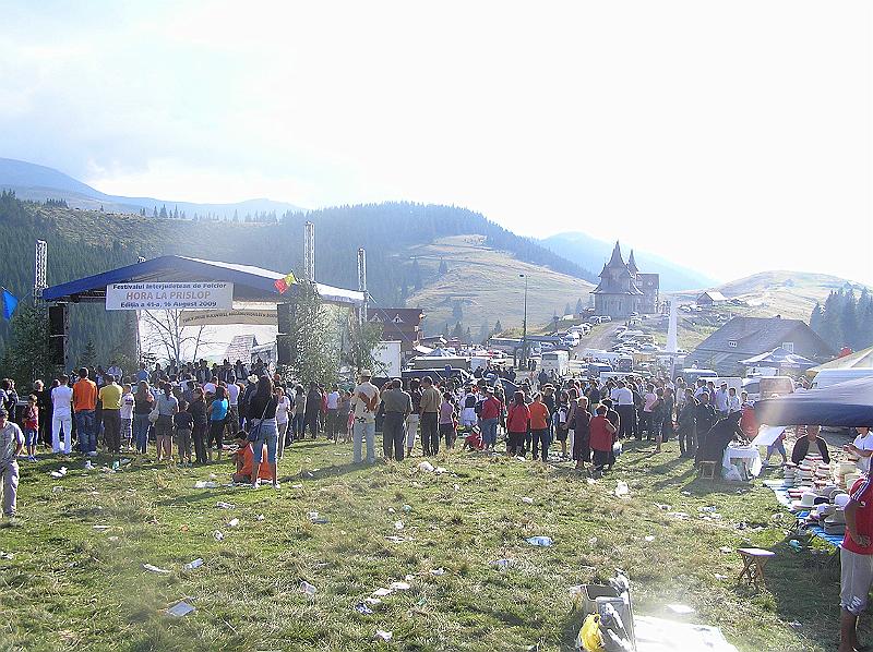 P8160046.JPG - Aj kostelík tu byl